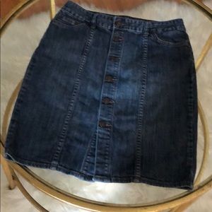 💕A must love jeans skirts